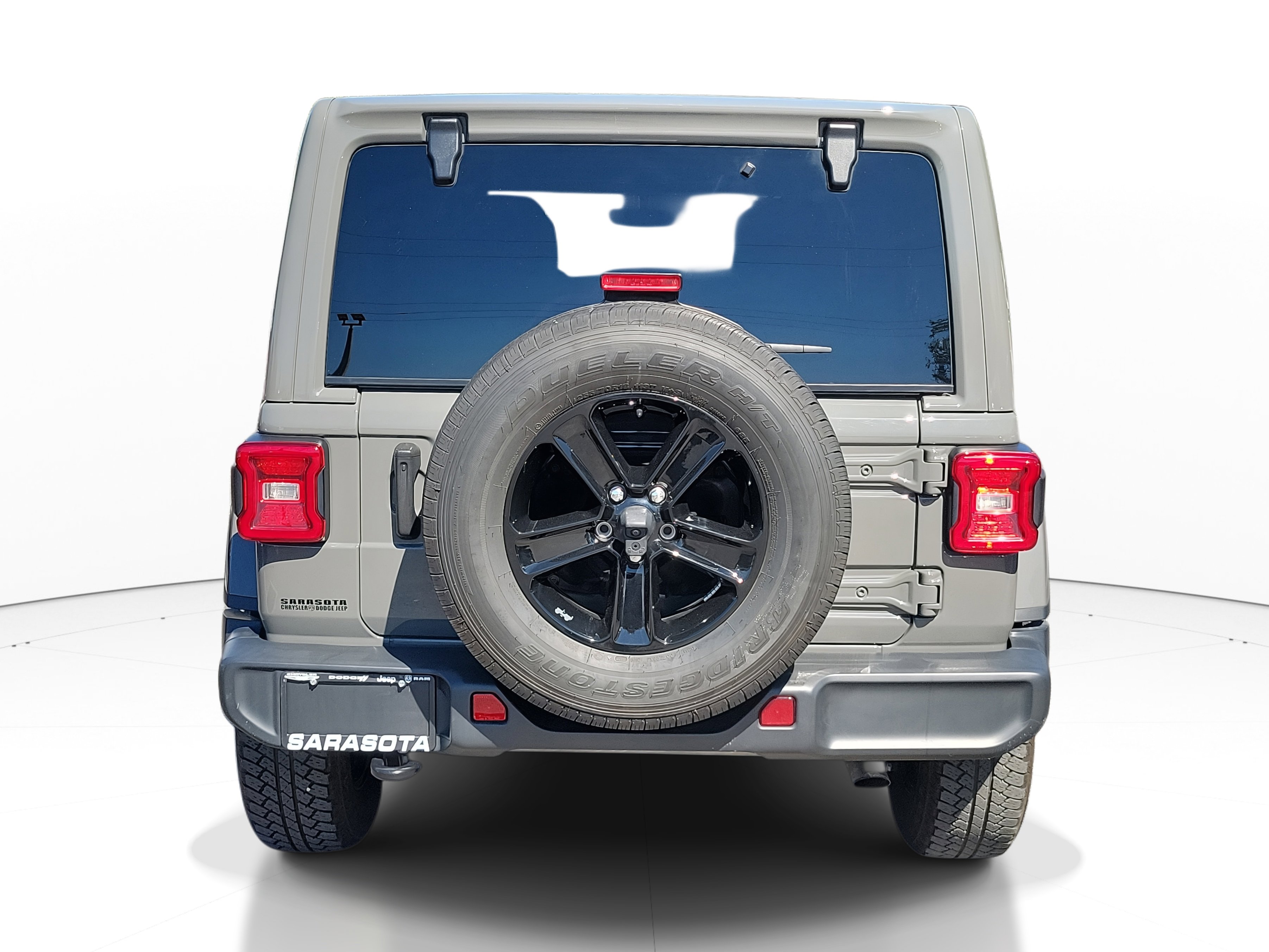 Used 2020 Jeep Wrangler Unlimited Sahara image 5