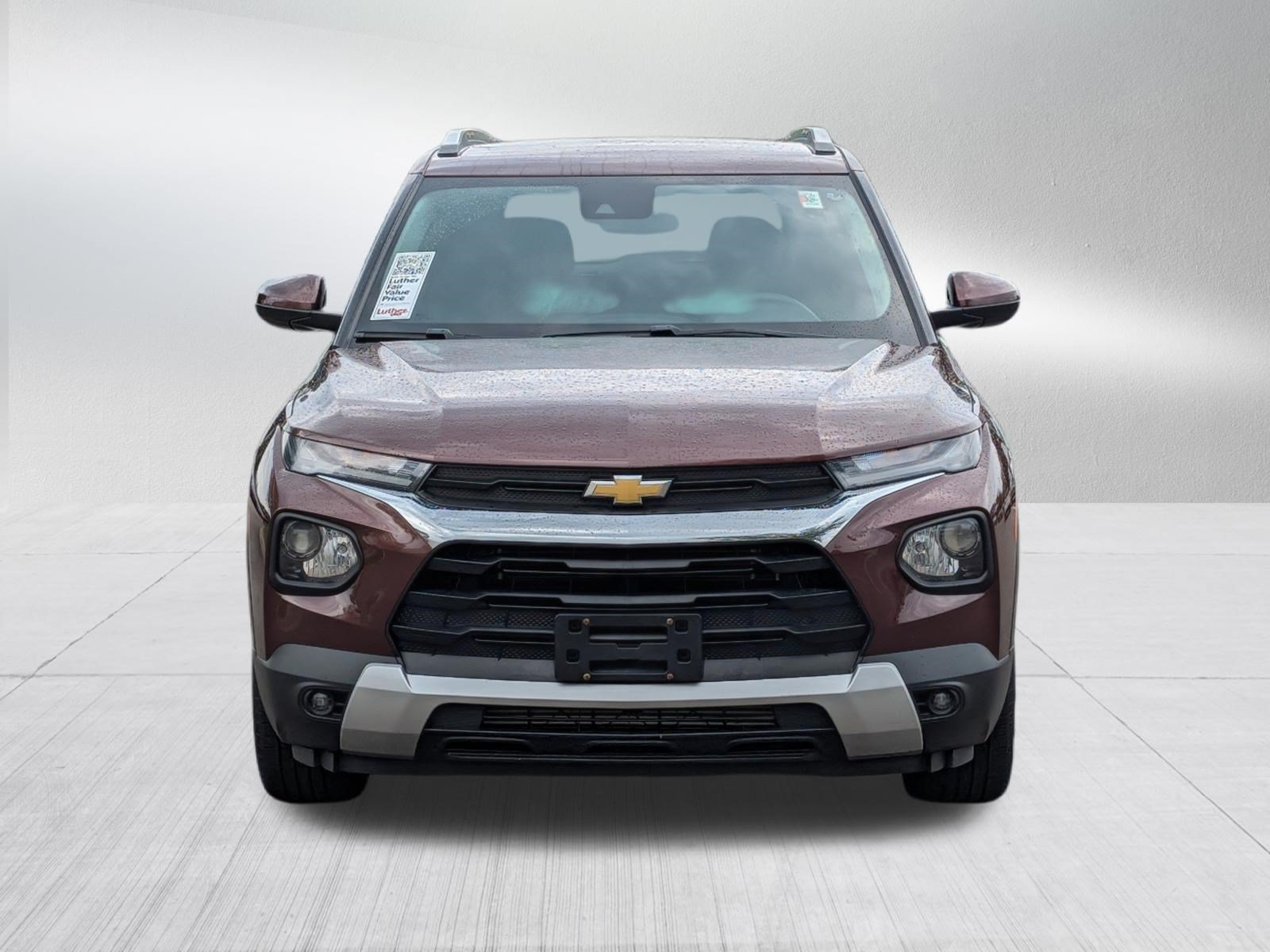 Used 2022 Chevrolet TrailBlazer LT FWD image 2