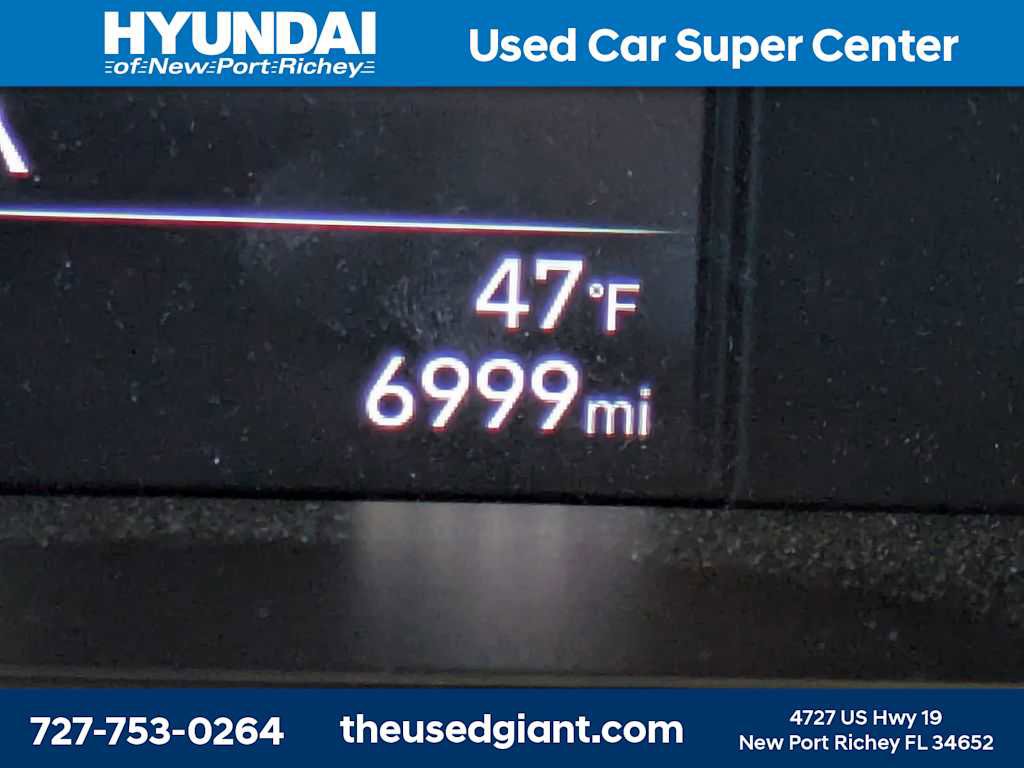 Used 2023 Hyundai Elantra SEL w/ Preferred Accessory Package image 28