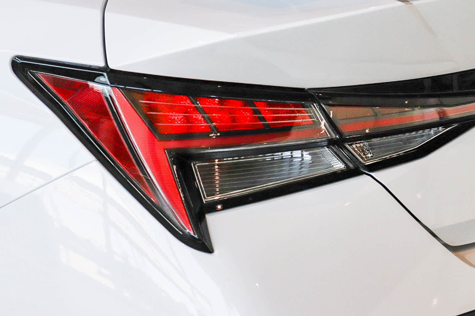 New 2026 Hyundai Elantra N FWD image 12