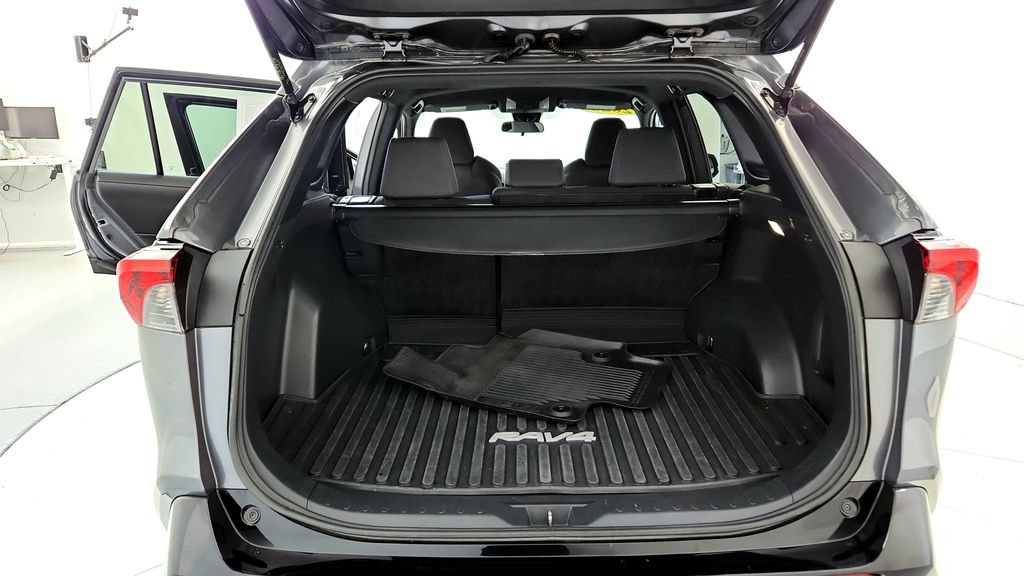 Used 2023 Toyota RAV4 SE AWD/4WD image 20