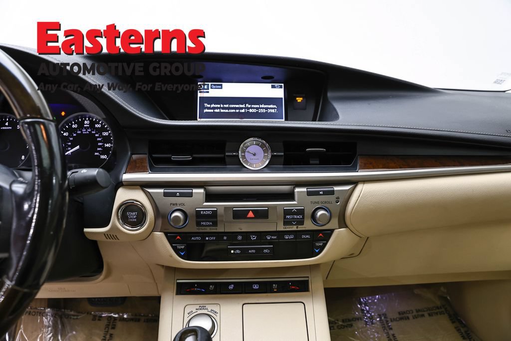 Used 2015 Lexus ES 350 w/ Luxury Package FWD image 12