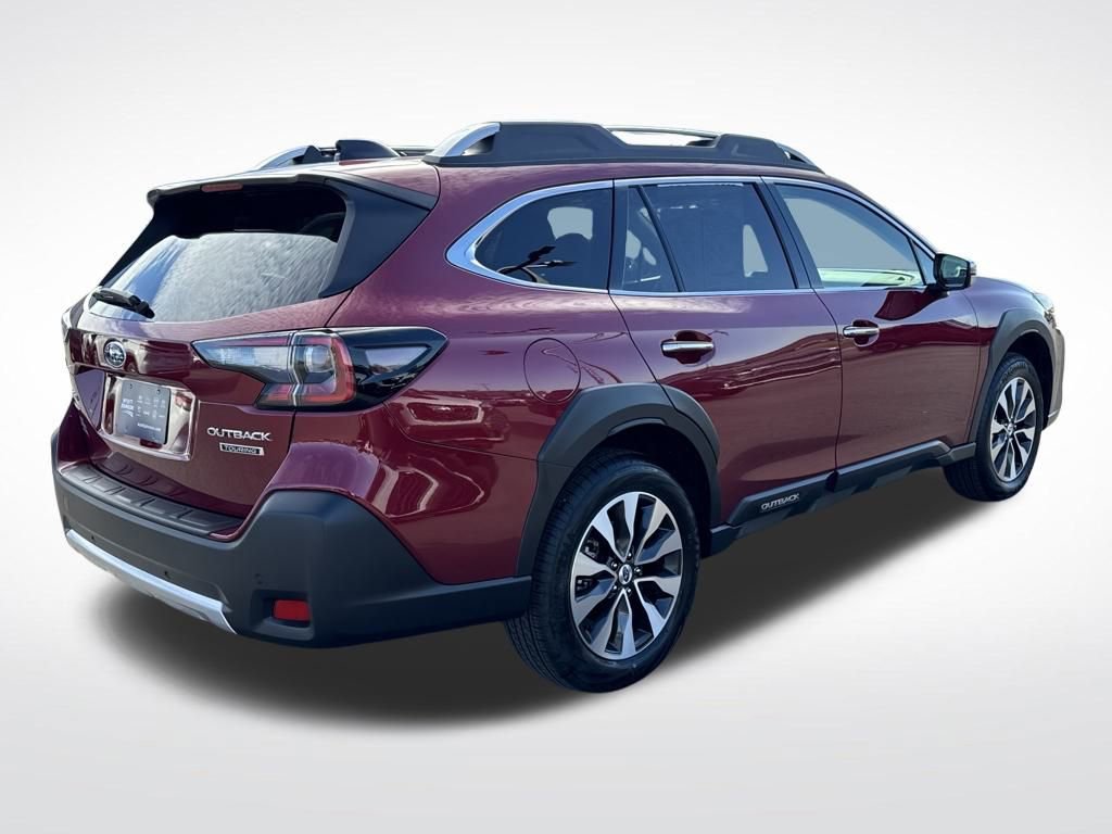 Used 2025 Subaru Outback Touring image 6