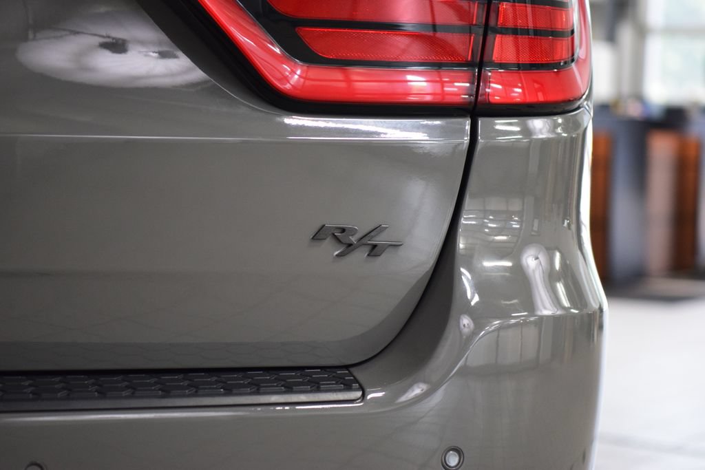Used 2023 Dodge Durango R/T w/ Hemi Orange Plus Package AWD/4WD image 24