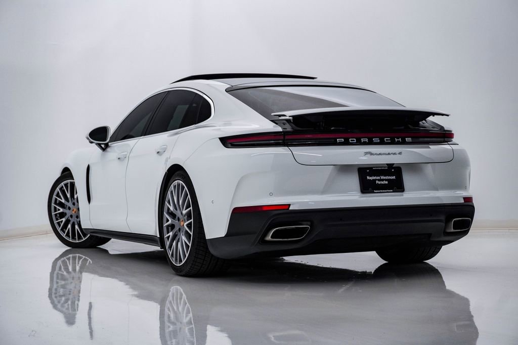 Certified 2025 Porsche Panamera 4 AWD/4WD image 3