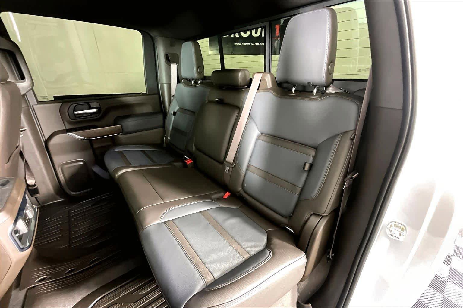 Certified 2022 GMC Sierra 2500 Denali w/ Denali Ultimate Package AWD/4WD image 19