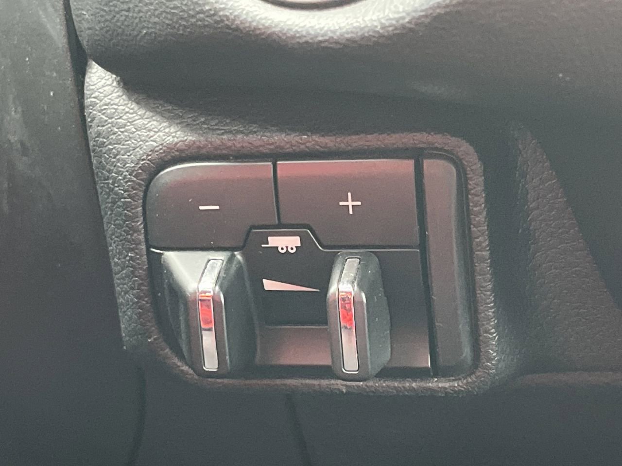 Used 2023 Dodge Durango GT image 7