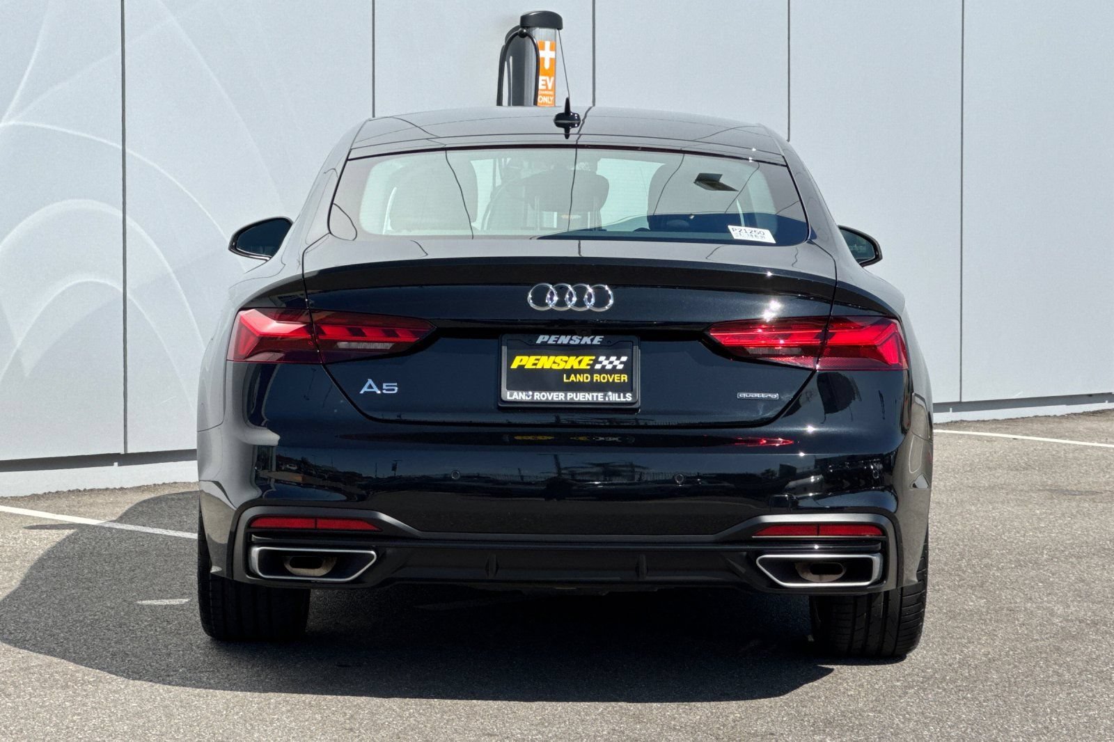 Used 2023 Audi A5 2.0T Premium Plus w/ Premium Plus AWD/4WD image 4
