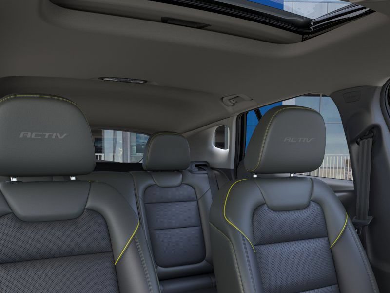 New 2026 Chevrolet Trax ACTIV w/ Sunroof Package FWD image 24