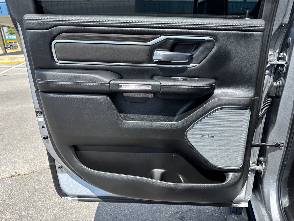 Used 2025 RAM 1500 Laramie w/ Night Edition AWD/4WD image 13