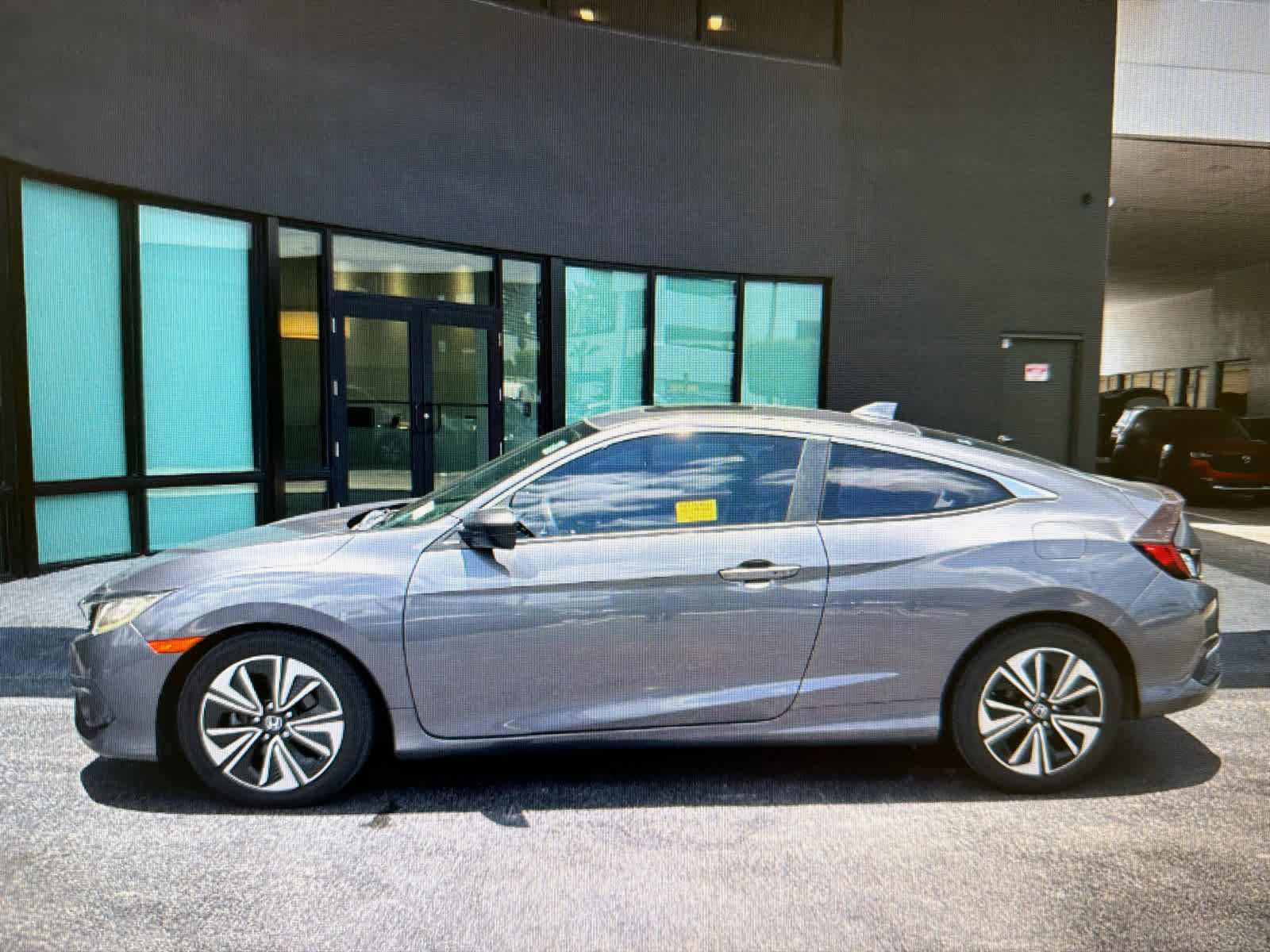 Used 2016 Honda Civic EX-T image 3