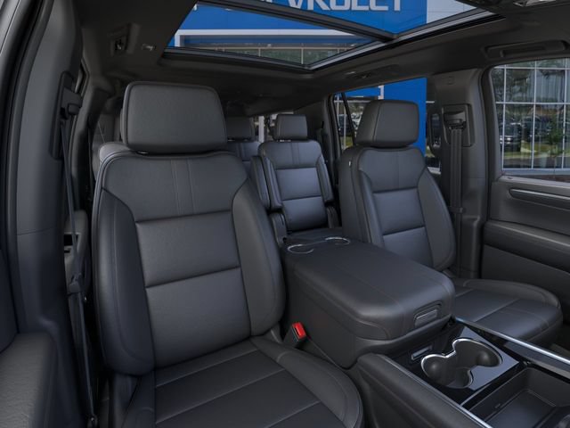 New 2026 Chevrolet Suburban RST w/ RST Capability Package AWD/4WD image 16