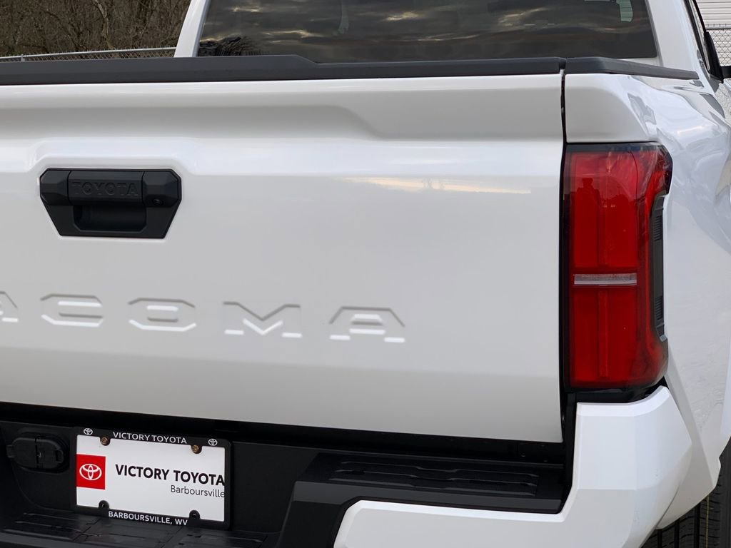 New 2026 Toyota Tacoma SR5 RWD image 31