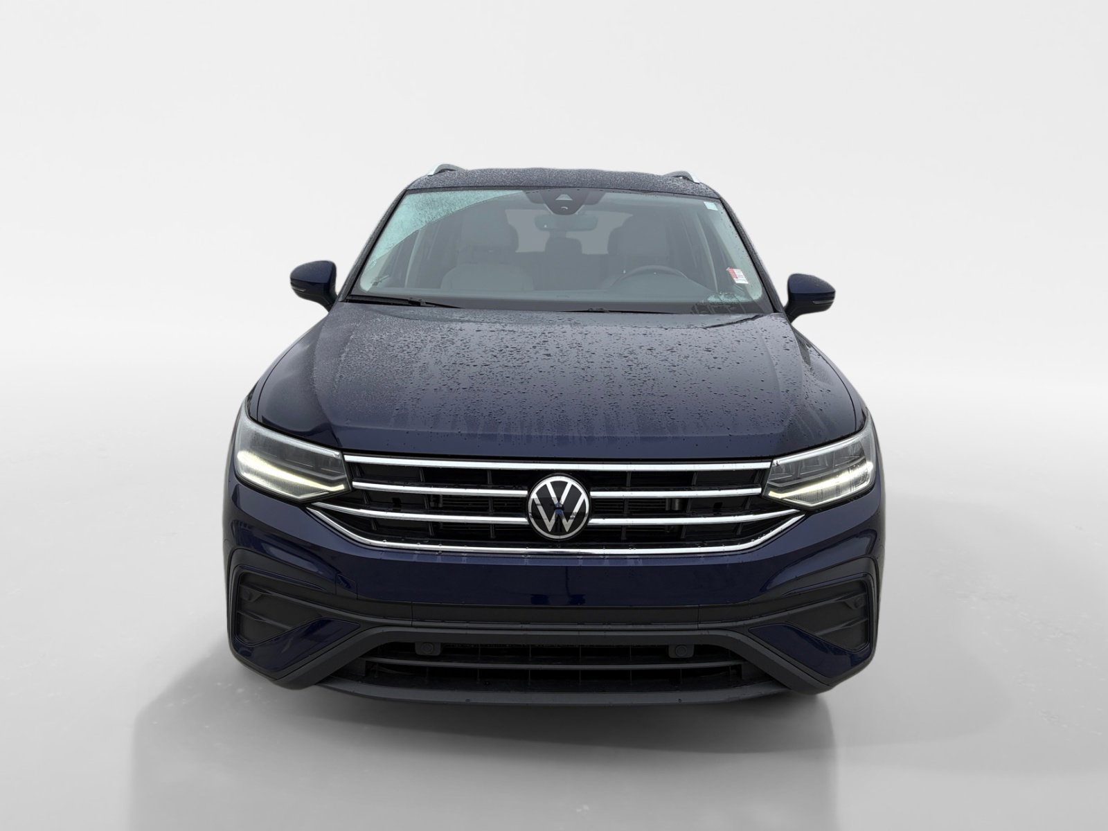 Used 2022 Volkswagen Tiguan SE image 17