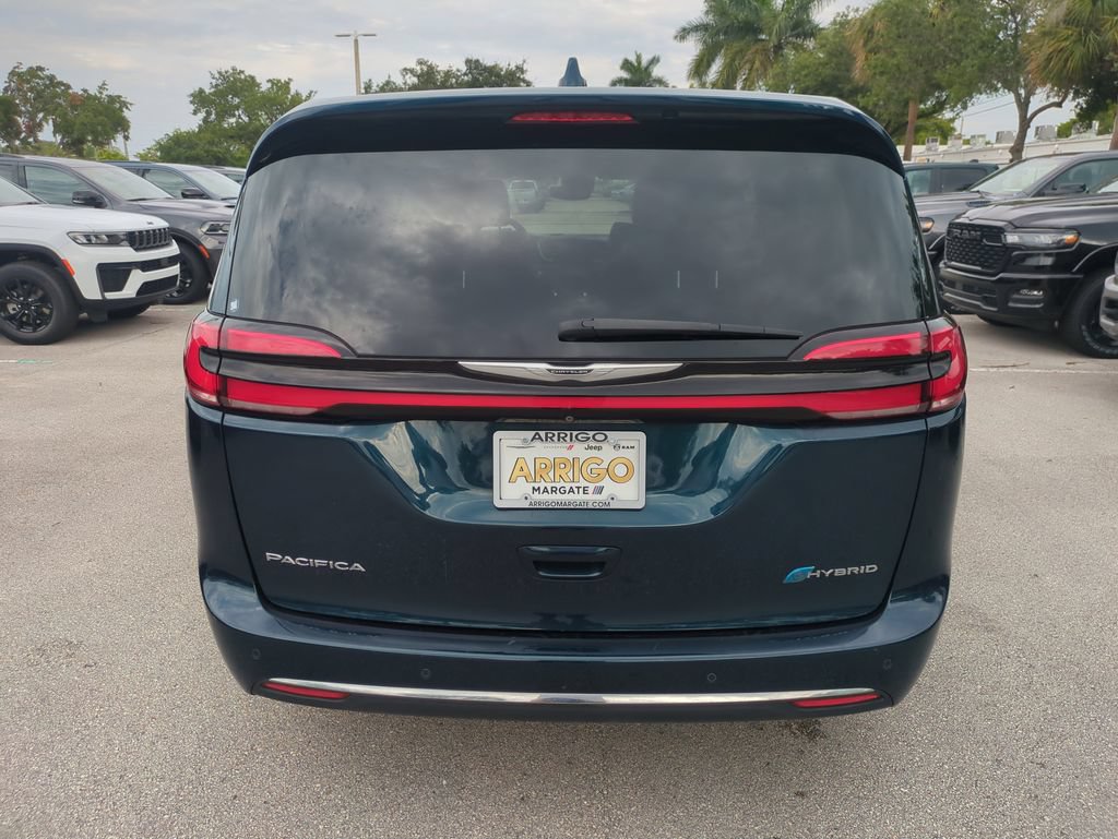 Used 2022 Chrysler Pacifica Limited FWD image 7