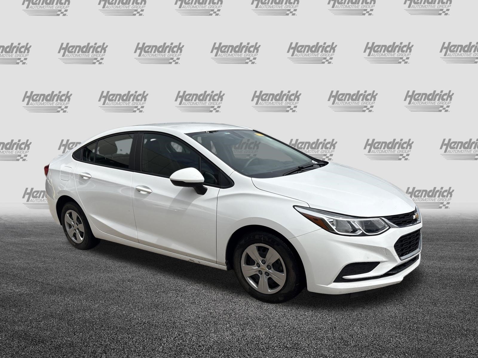Used 2018 Chevrolet Cruze LS FWD image 2