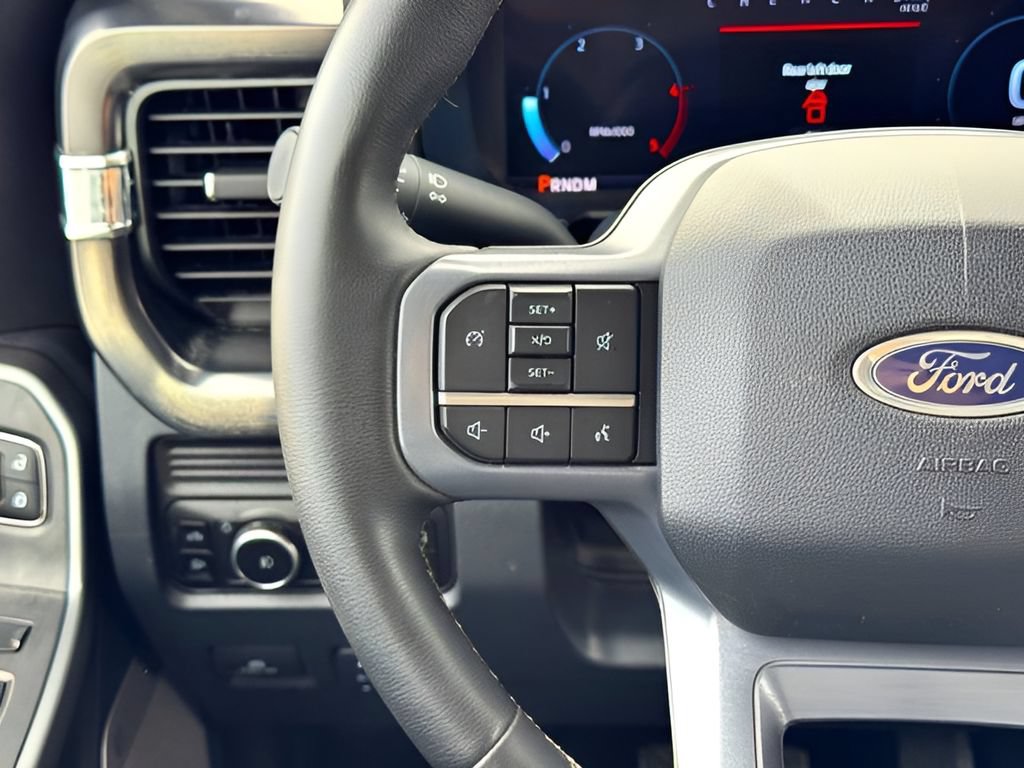Used 2026 Ford F350 Lariat AWD/4WD image 22