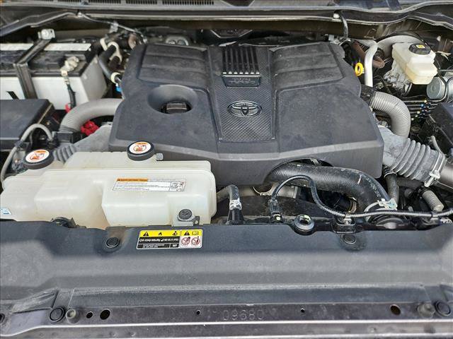 Used 2025 Toyota Tundra SR AWD/4WD image 22