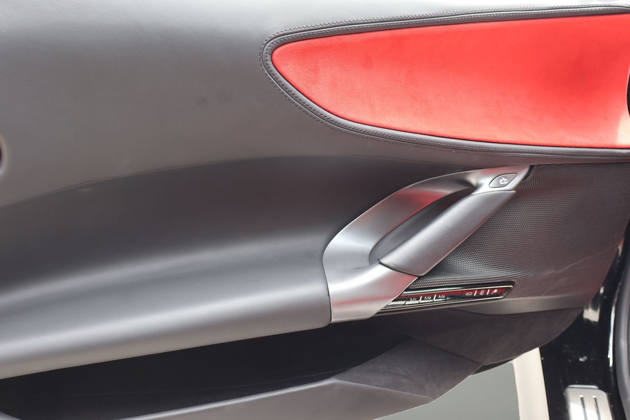 Used 2023 Ferrari SF90 Stradale AWD/4WD image 9