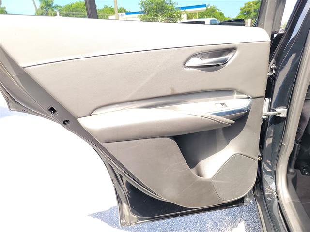 Certified 2025 Cadillac XT4 Premium Luxury FWD image 30