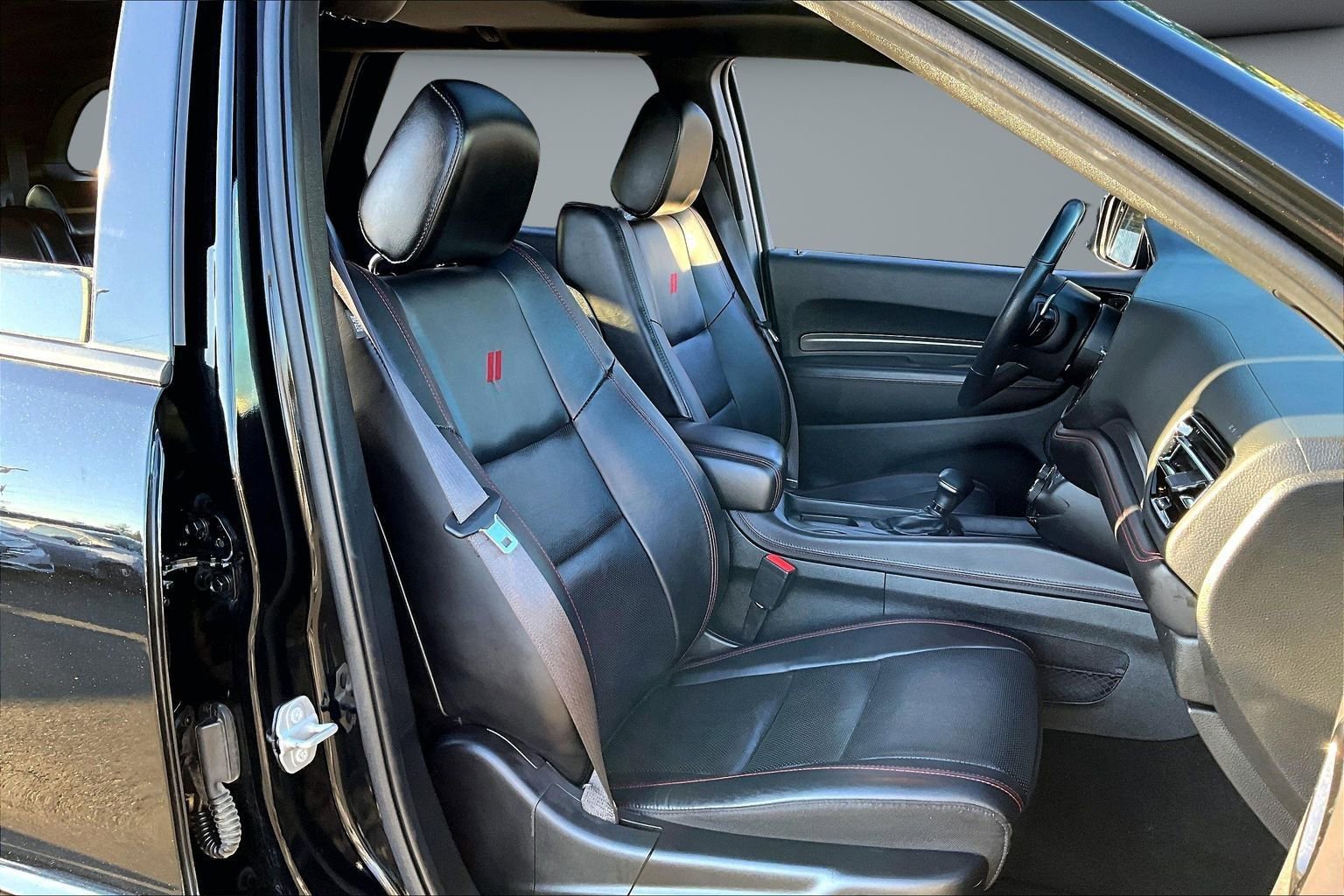 Used 2024 Dodge Durango GT image 29