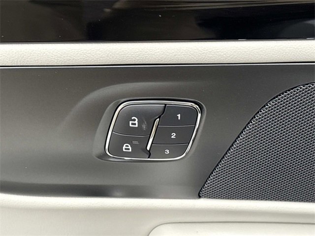 New 2026 Lincoln Nautilus Premier w/ Jet Appearance Package image 21