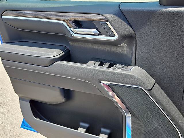 Used 2025 Chevrolet Silverado 1500 LT RWD image 13