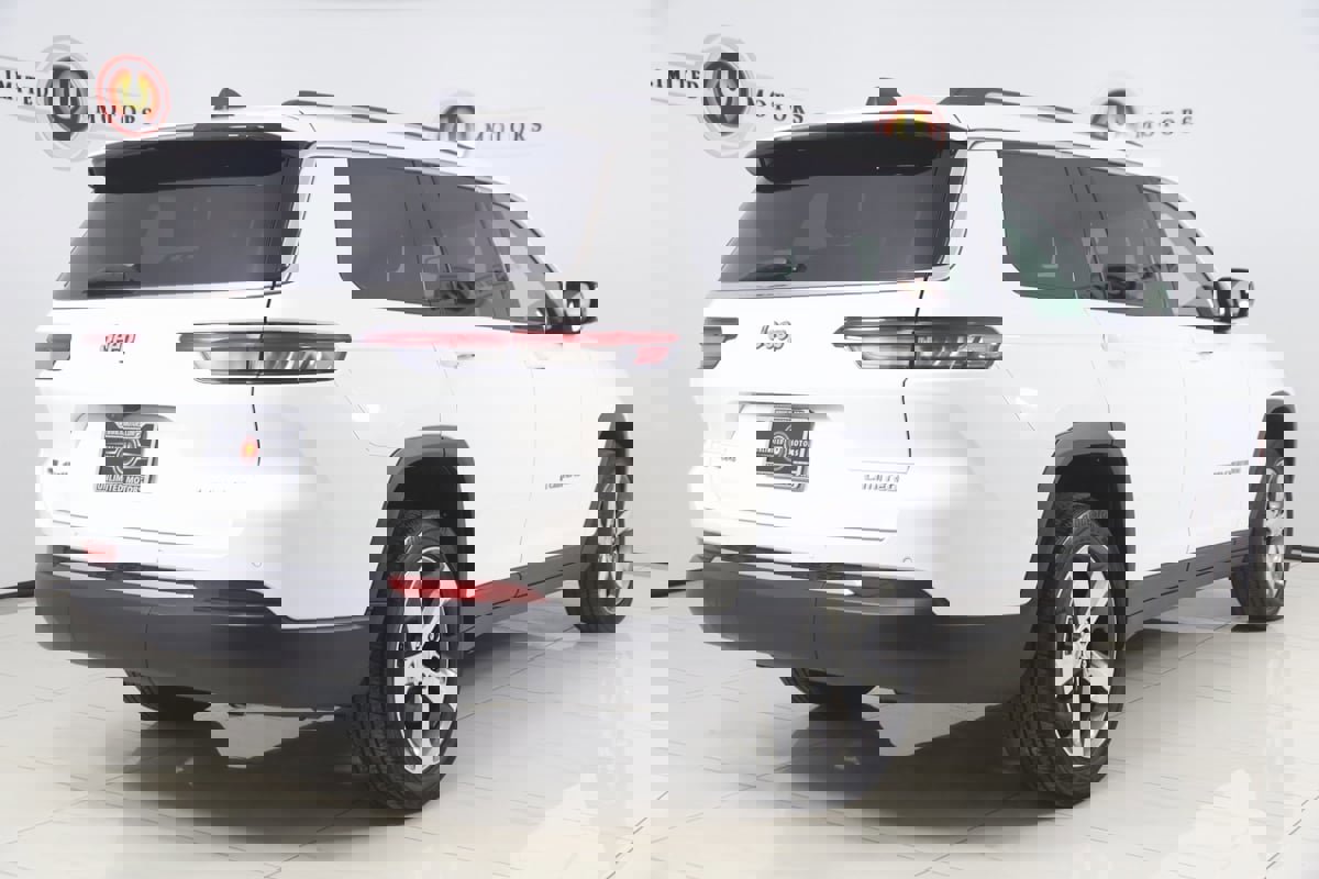 Used 2021 Jeep Grand Cherokee L Limited image 3