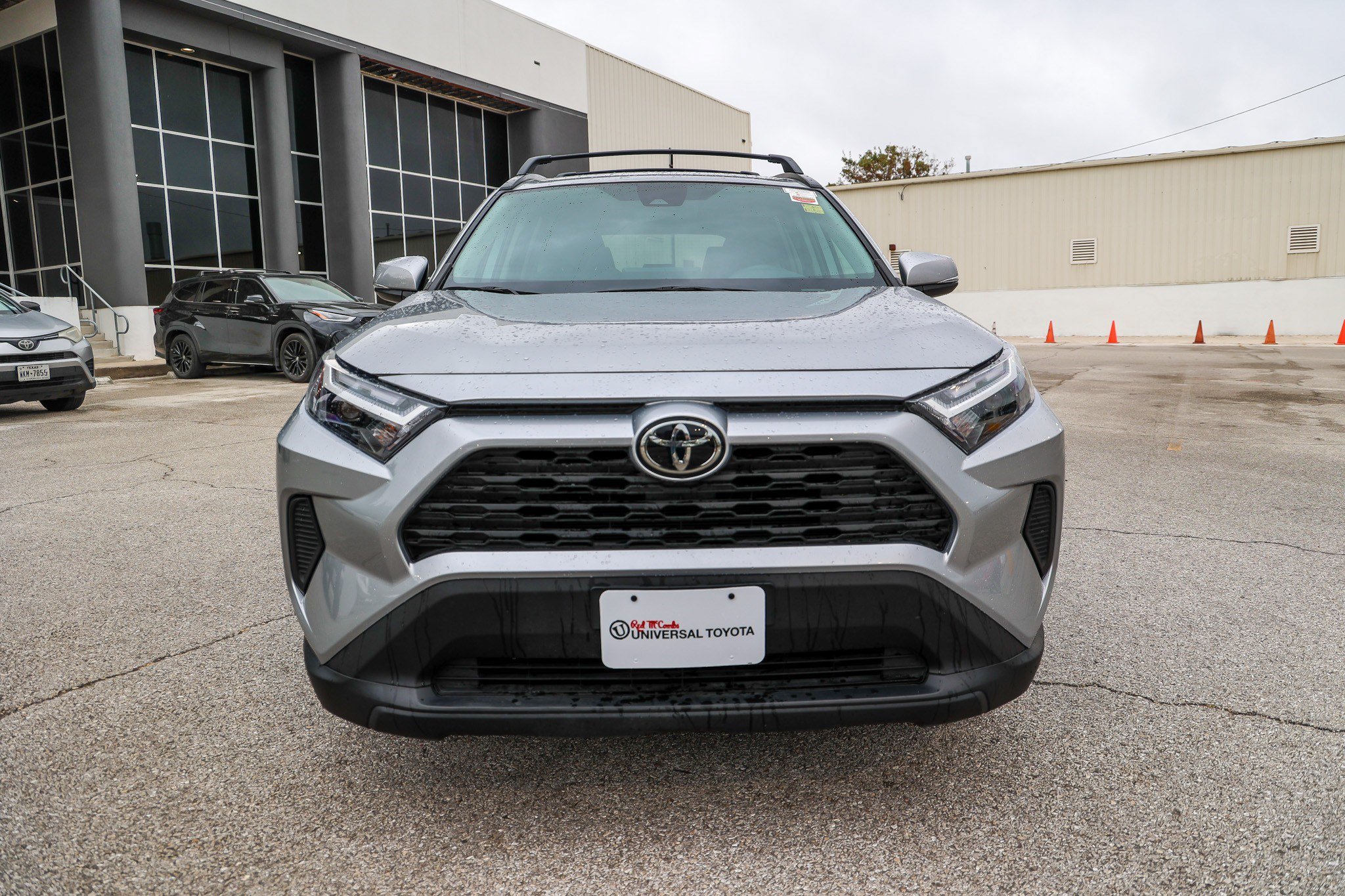 Certified 2025 Toyota RAV4 XLE FWD image 3