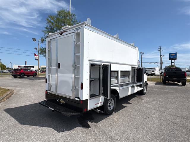 New 2026 Chevrolet Express 3500 w/ Power Convenience Package image 10