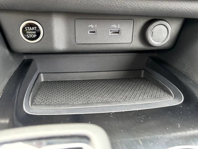 Used 2023 Nissan Rogue SV AWD/4WD image 23