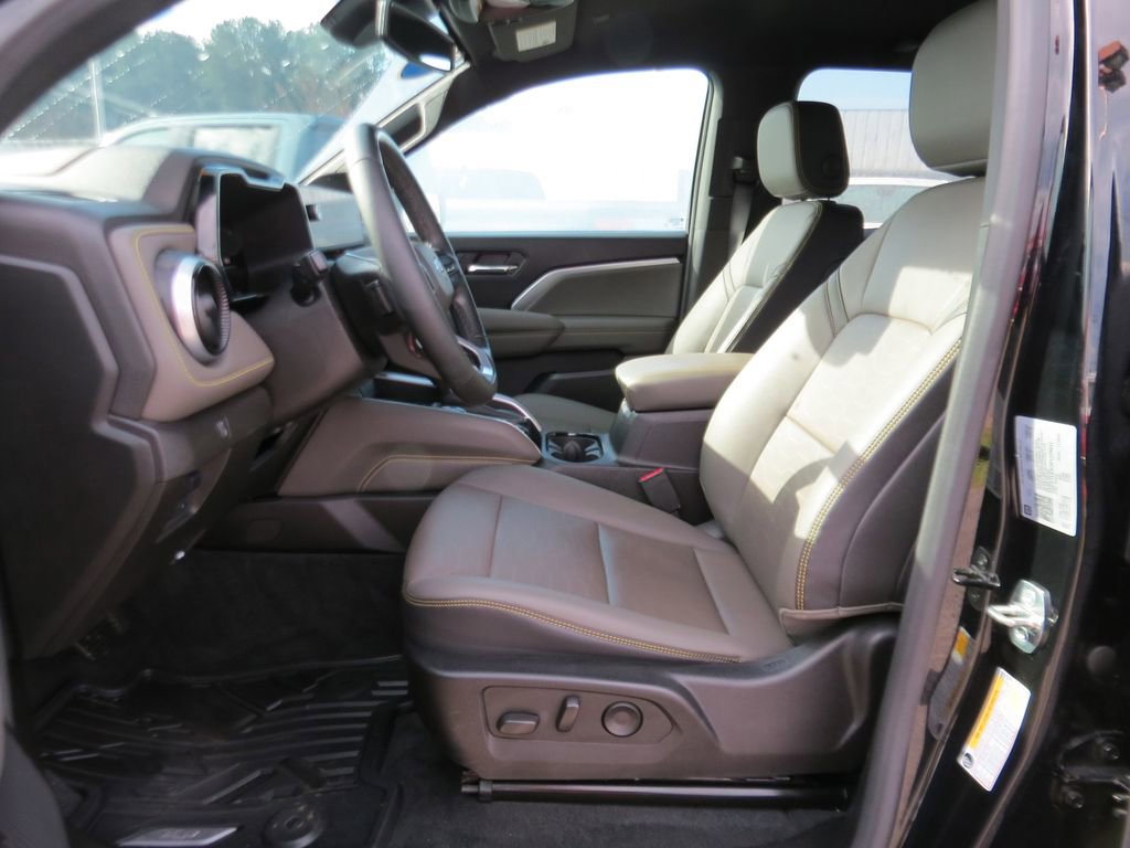 Certified 2023 Chevrolet Colorado ZR2 w/ ZR2 Convenience Package III image 20