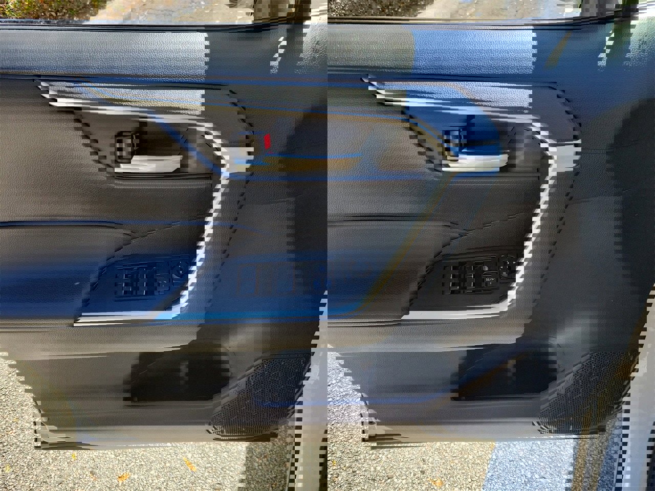 Used 2024 Toyota RAV4 XLE image 13