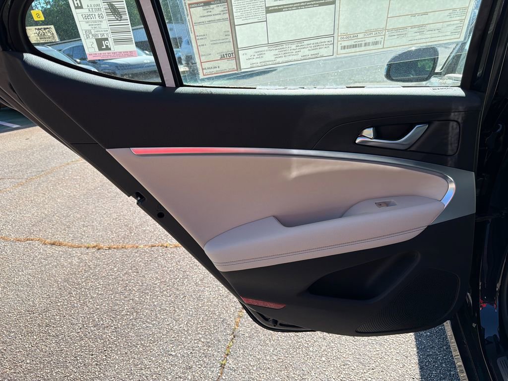 New 2026 Genesis G70 2.5T image 21