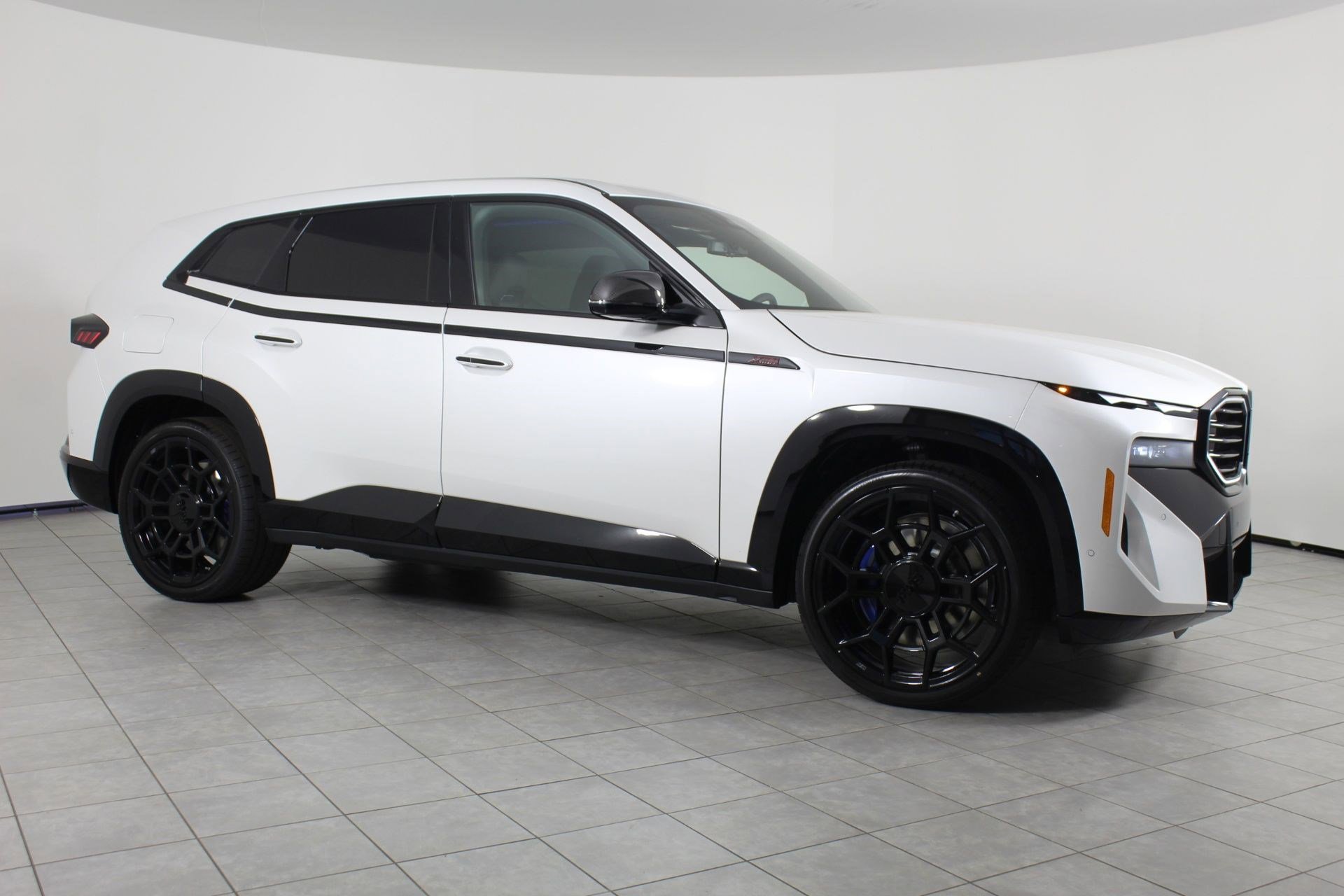 New 2026 BMW XM Label Red image 19