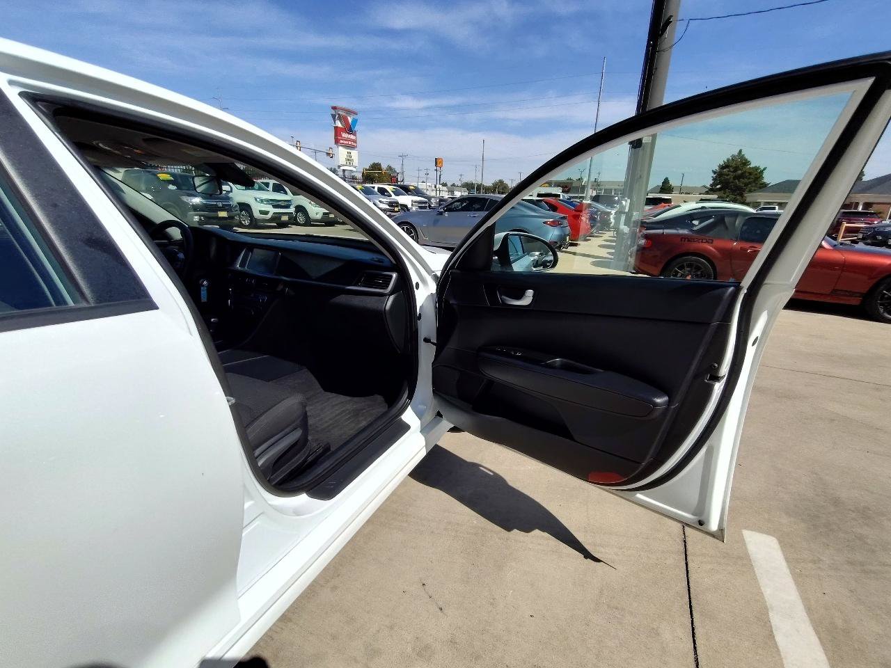 Used 2019 Kia Optima LX FWD image 39
