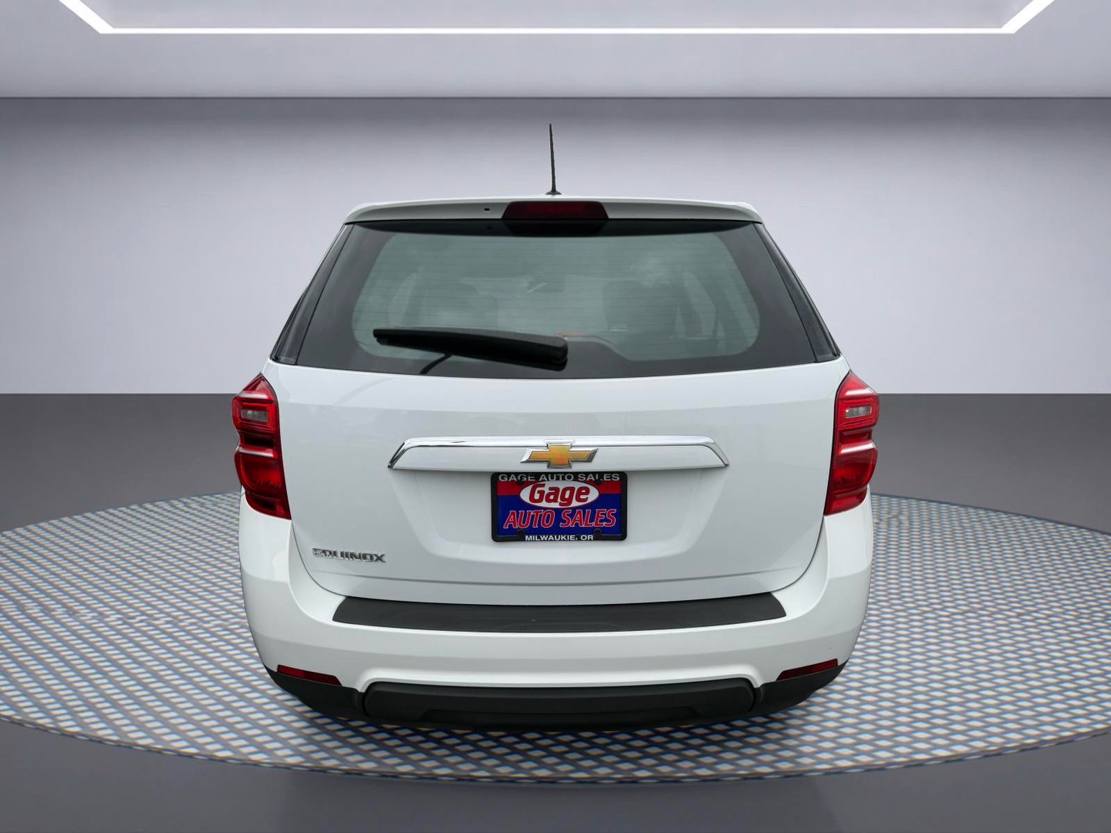 Used 2017 Chevrolet Equinox LS FWD image 6