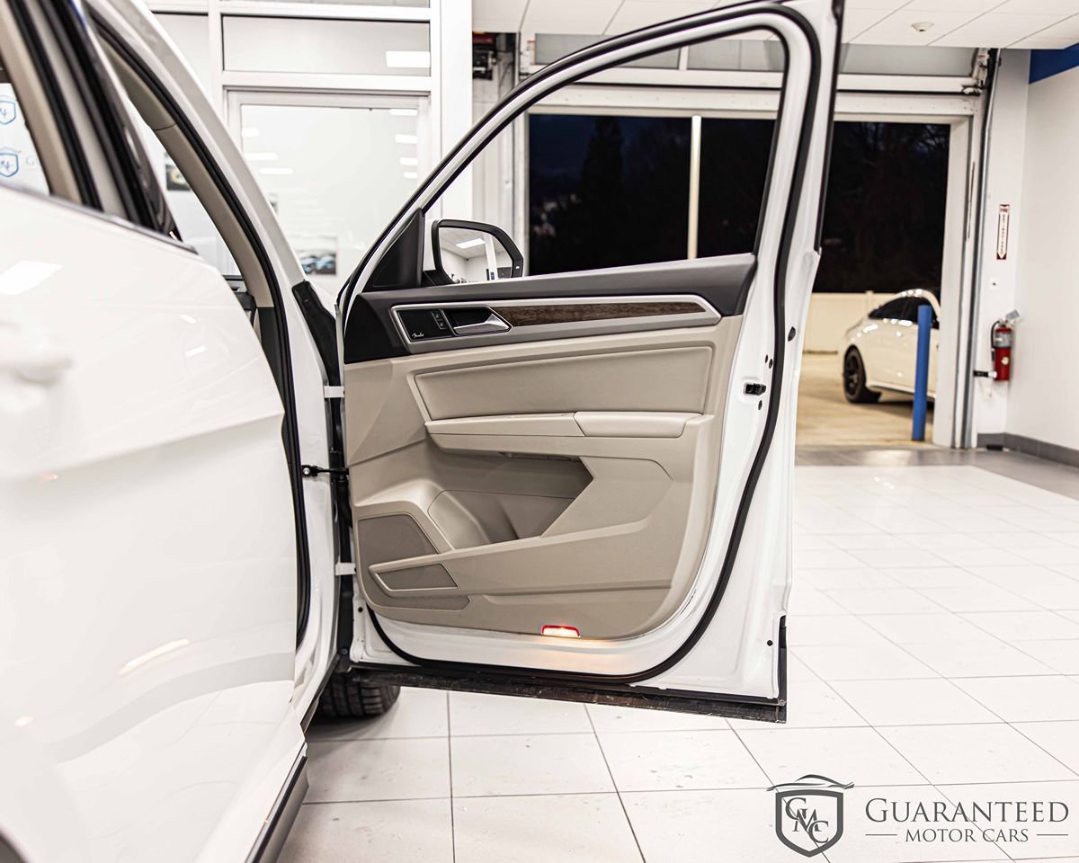 Used 2019 Volkswagen Atlas SEL Premium image 39