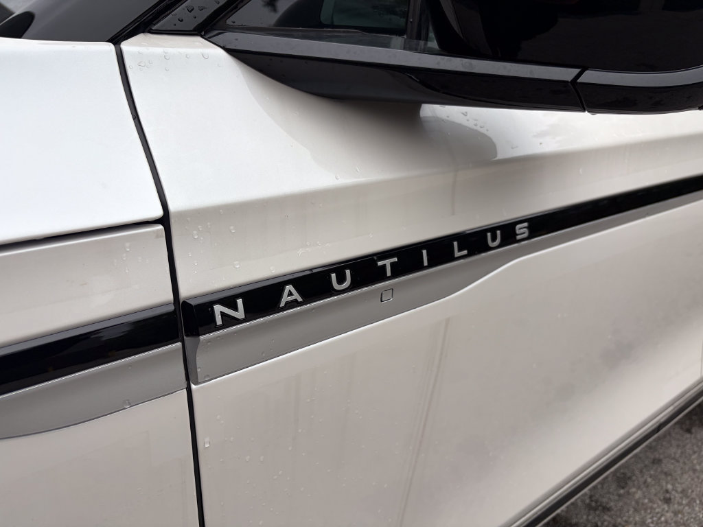 New 2026 Lincoln Nautilus Reserve AWD/4WD image 59