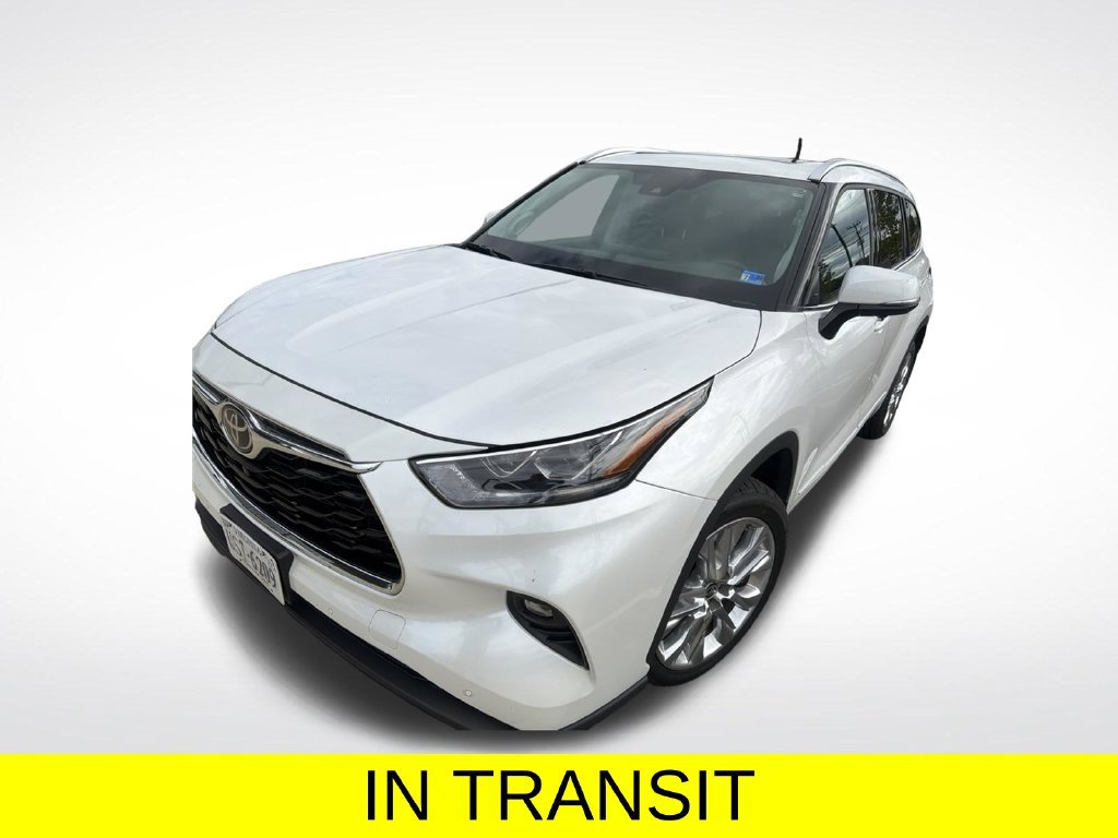 Used 2023 Toyota Highlander Limited AWD/4WD image 1