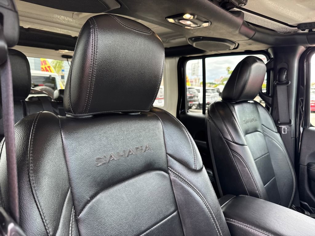 Certified 2023 Jeep Wrangler Unlimited Sahara AWD/4WD image 14