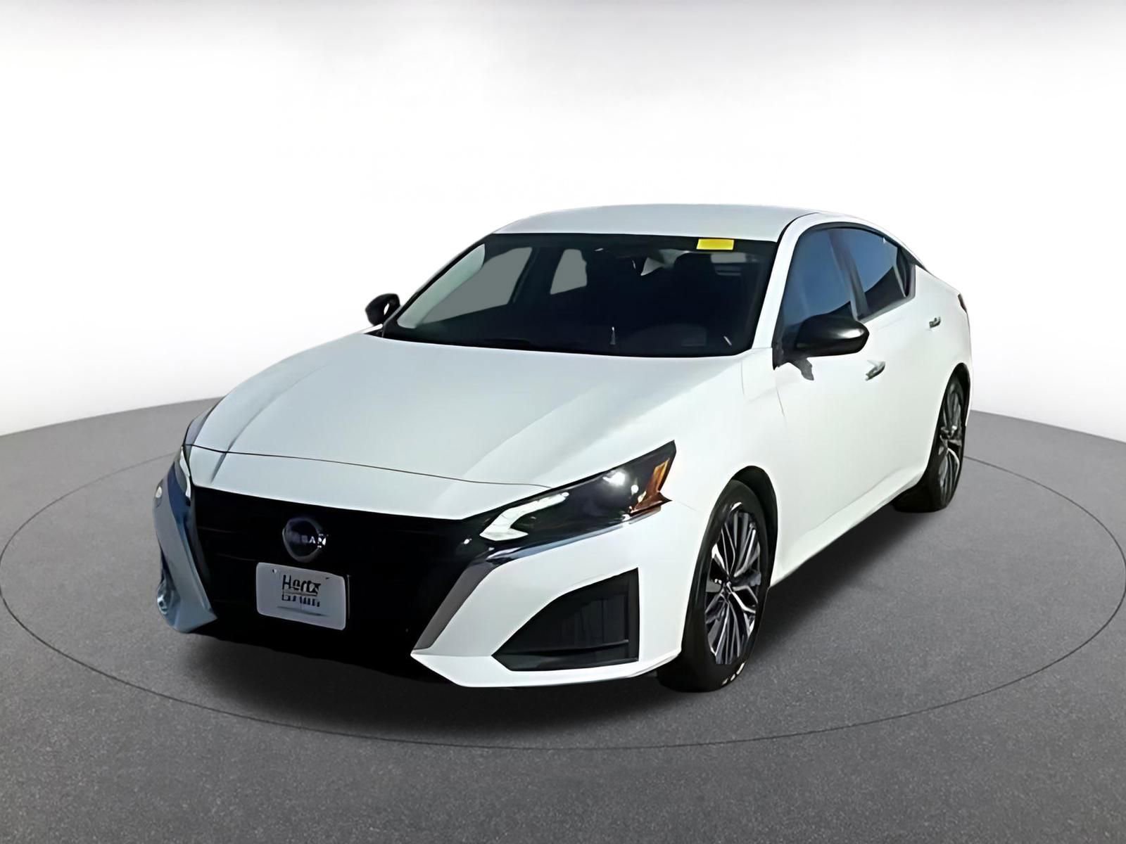 Used 2025 Nissan Altima 2.5 SV image 7