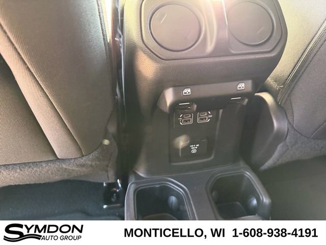 Used 2020 Jeep Wrangler Unlimited Sahara image 18