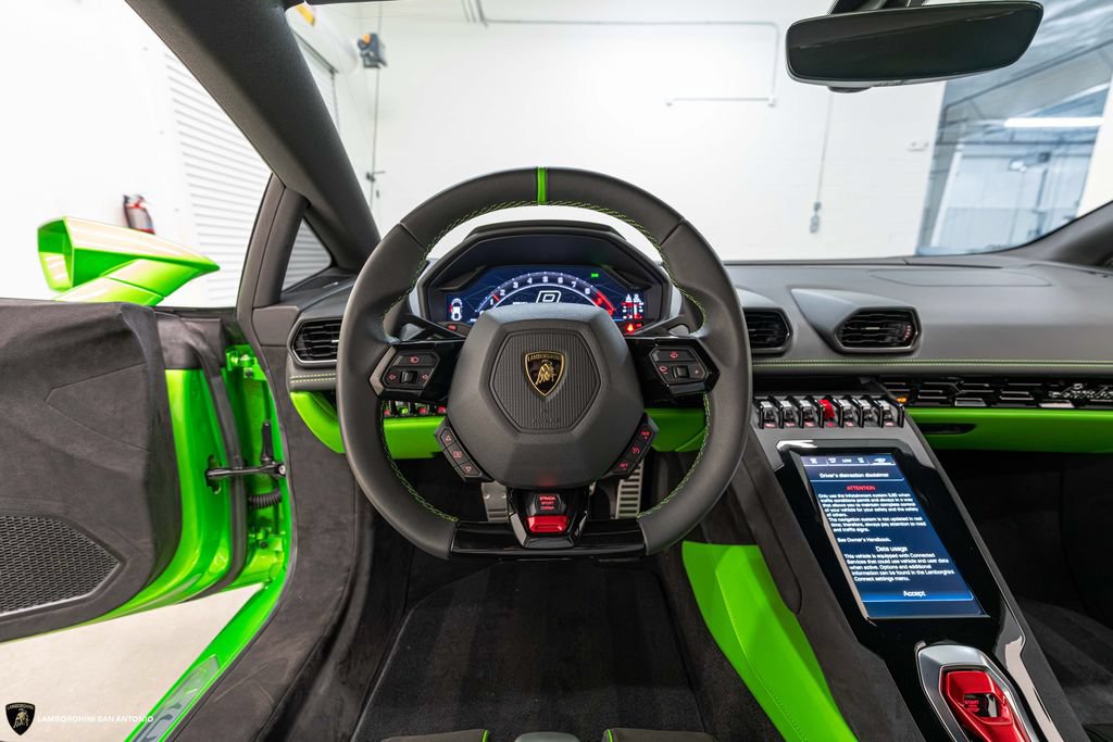 Used 2024 Lamborghini Huracan Tecnica RWD image 36