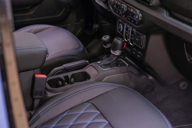 Used 2025 Jeep Gladiator Sport AWD/4WD image 70