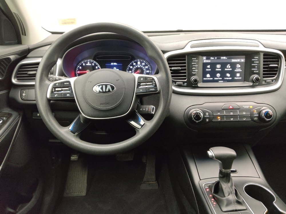 Used 2020 Kia Sorento LX image 22
