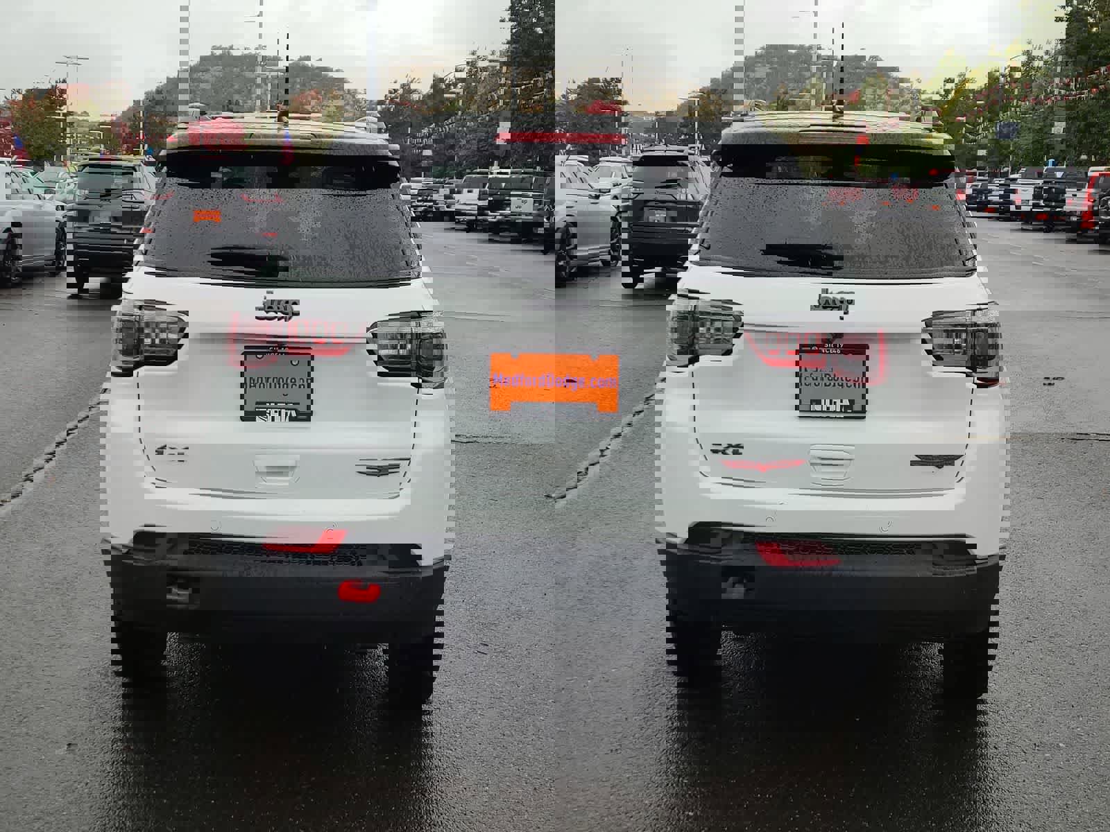 Used 2023 Jeep Compass Trailhawk image 13