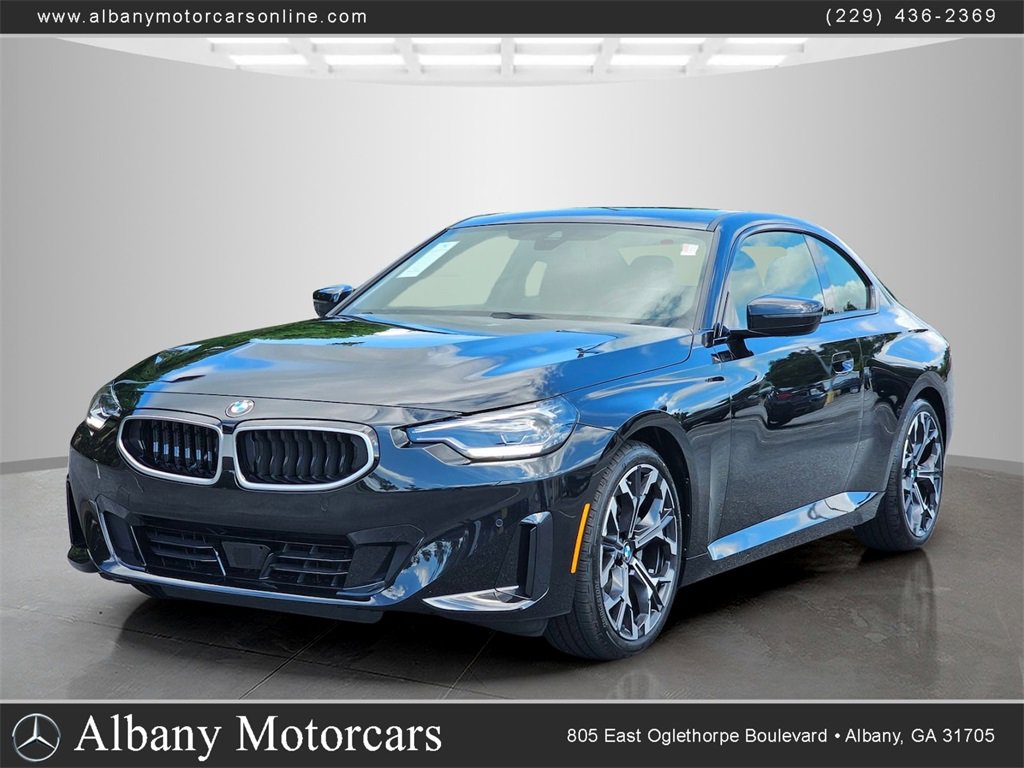 Used 2025 BMW 230i Coupe image 1