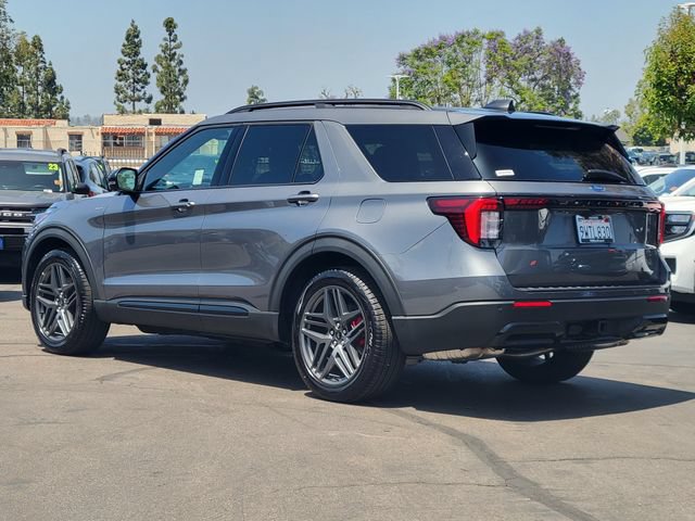 Used 2026 Ford Explorer ST-Line w/ ST-Line Street Pack RWD video 2