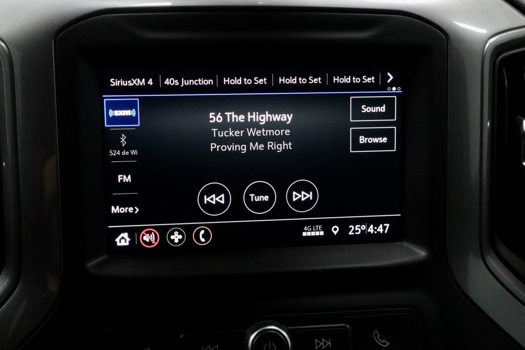 Used 2020 Chevrolet Silverado 1500 Custom Trail Boss w/ Custom Convenience Package image 3